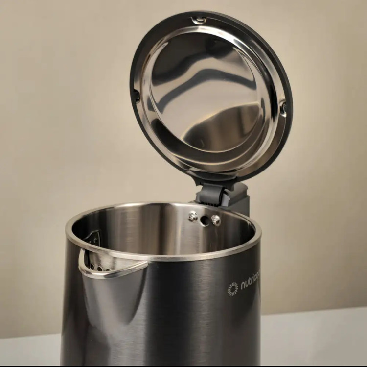 کتری برقی نوتریکوک مدل USK501 توان 1800وات گنجایش 1/7لیت ی